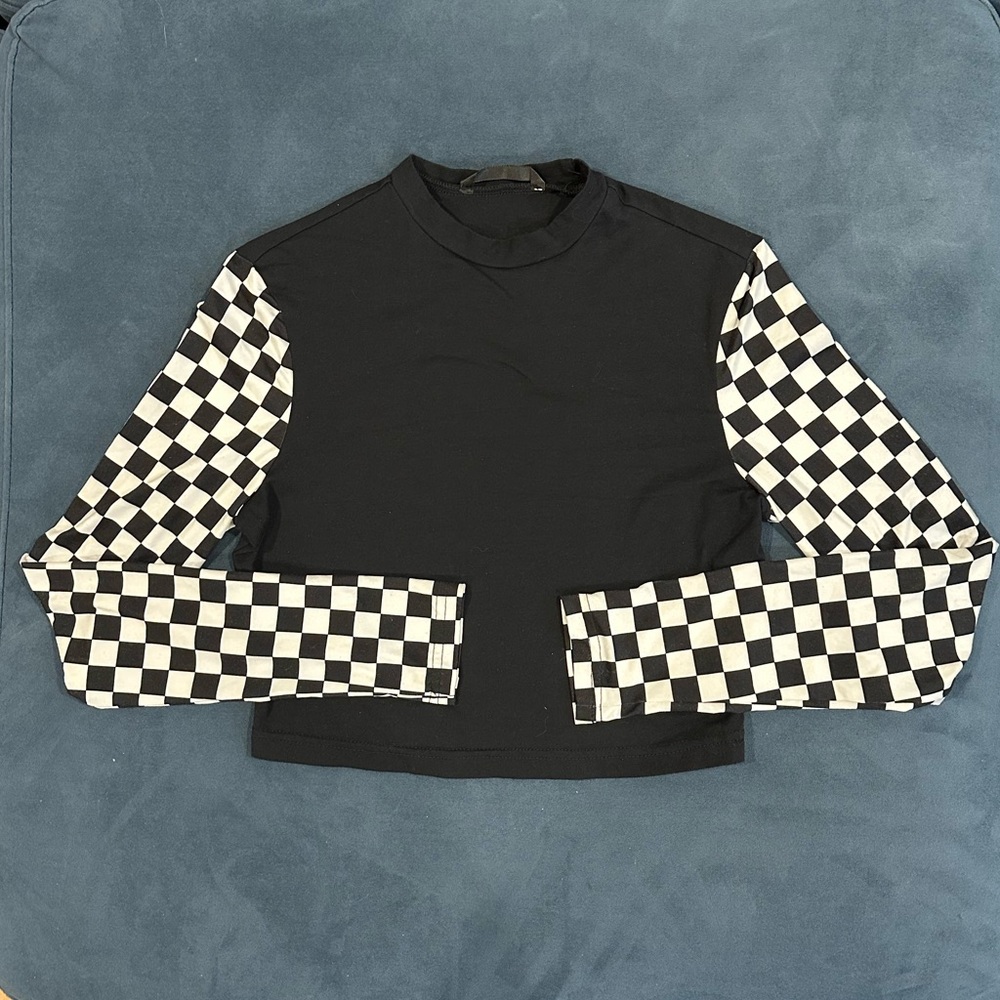Black Checkered Long Sleeve Crop Top Fitted Size Medium Alternative Grunge SHEIN